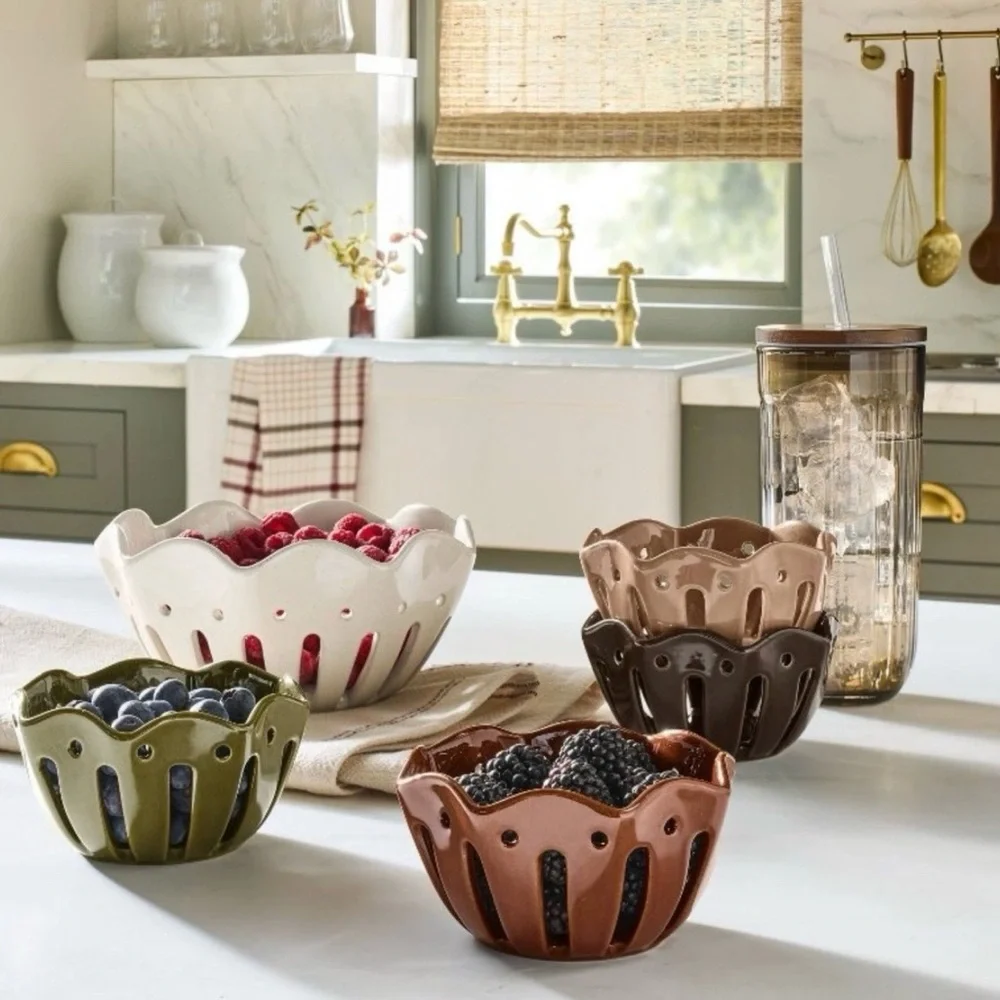 Set of 4 Wavy Edge Mini Berry Fruit Bowls Tan/Brown/Green Hearth & Hand™ NEW